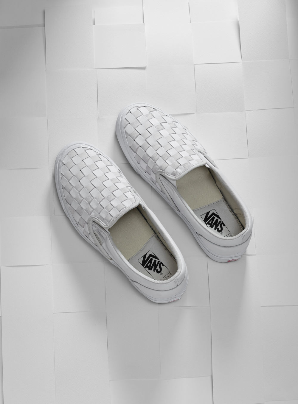 SP16_Vault_WovenCheckerboard_White_Slipon_Product_0028_w1